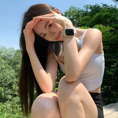 粉红火鹤的神秘凝视